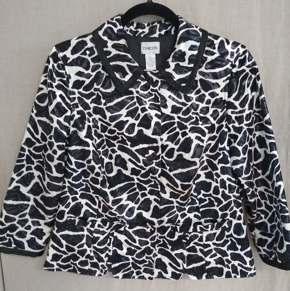 Chico's Print Cropped Jacket, Size 0